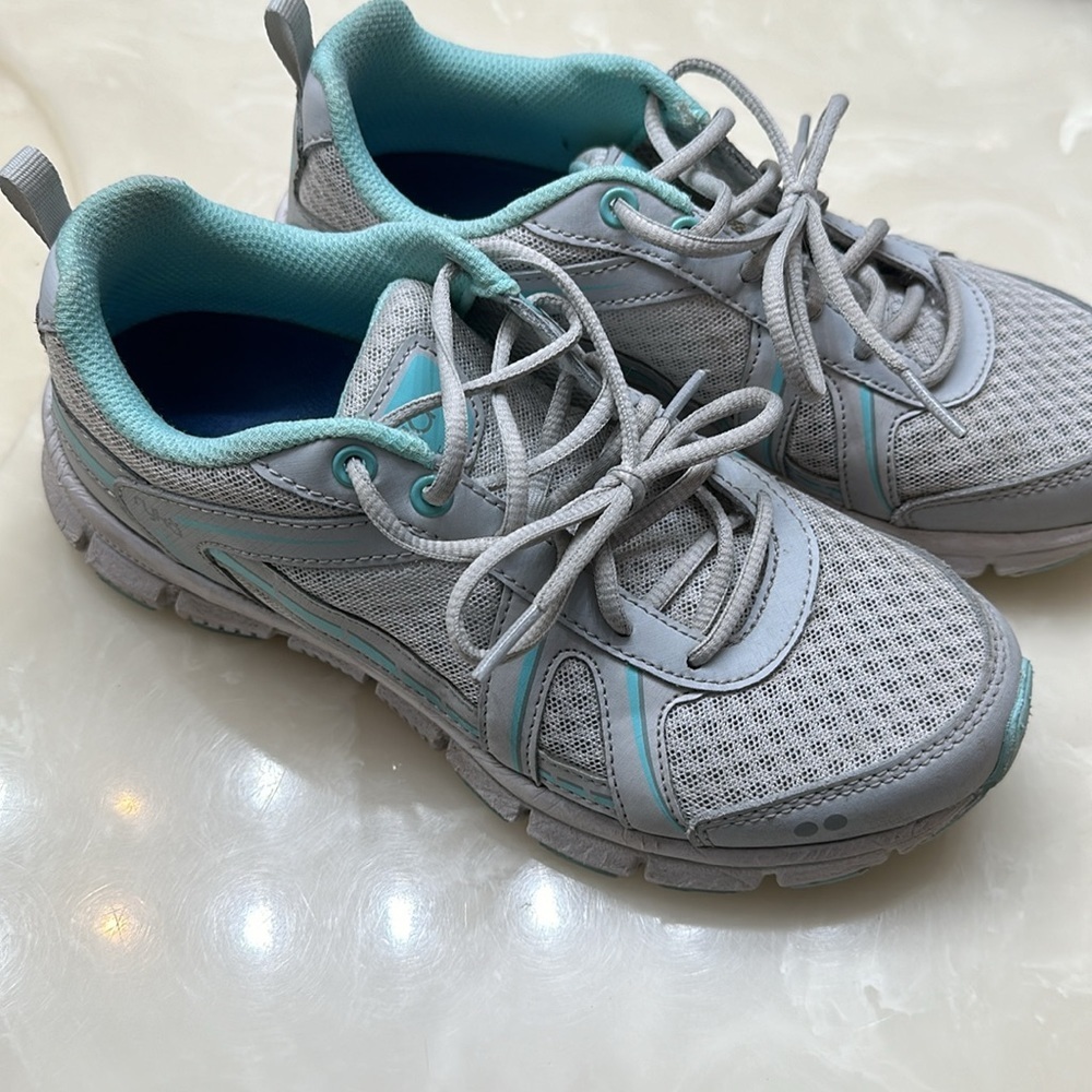 Ryka Hailee 2 women’s size 6.5 - Picture 2 of 8